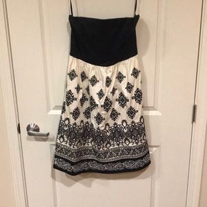 White House Black Market Strapless Dress